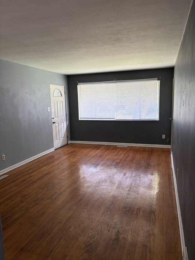 1728 Roosevelt St in Gary, IN - Building Photo - Building Photo