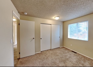 15914 SE 184th St in Renton, WA - Building Photo - Building Photo