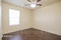 5001 Thomas St photo'