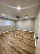 11702 N Petersham Dr in Houston, TX - Building Photo - Building Photo