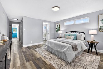 9254 86th St N in Seminole, FL - Foto de edificio - Building Photo