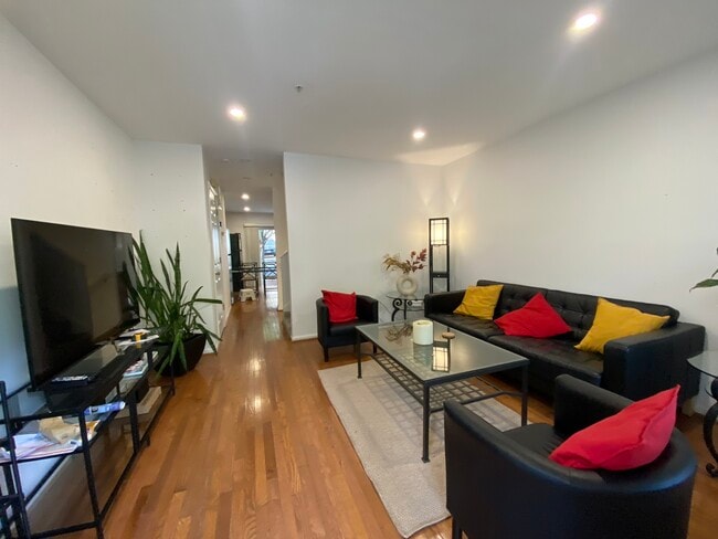 property at 1327 Belmont St NW