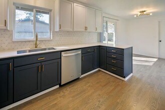 20804 3rd Ave W in Lynnwood, WA - Building Photo - Building Photo