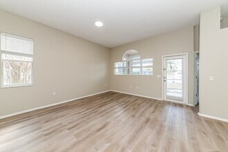 6210 Blackberry Ln, Unit 087 in Lakewood Ranch, FL - Foto de edificio - Building Photo