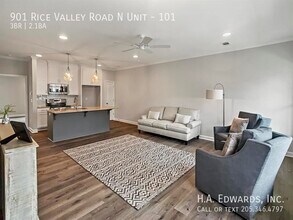 901 Rice Vly Rd N in Tuscaloosa, AL - Foto de edificio - Building Photo