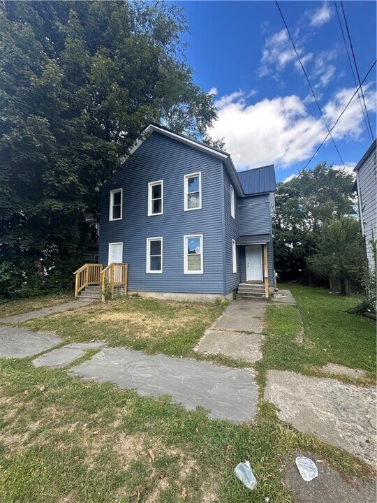 202 Franklin St in Elmira, NY - Building Photo