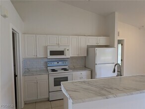 1801 NW 1st Ave in Cape Coral, FL - Building Photo - Building Photo
