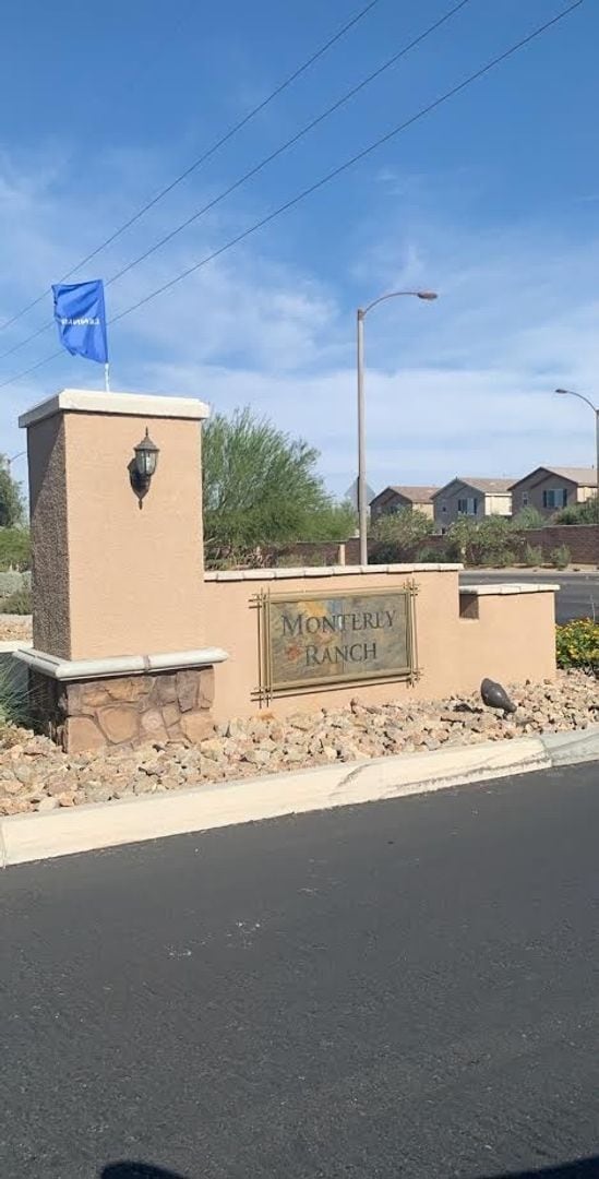 7727 Frenchmans Bay Ave in Las Vegas, NV - Building Photo - Building Photo