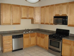 1857 Russell Blvd., Unit A in St. Louis, MO - Foto de edificio - Building Photo