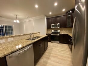 107 Corning Fairbanks Way in Westborough, MA - Building Photo - Building Photo