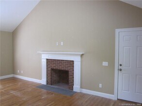 143 Neck Rd in Old Lyme, CT - Building Photo - Building Photo