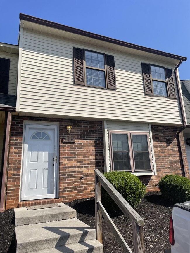property at 172 Kitty Hawk Square