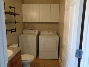 590 Wingspan Way in Crestview, FL - Building Photo - Building Photo