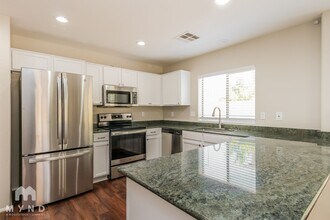 3263 E Joseph Way in Gilbert, AZ - Foto de edificio - Building Photo