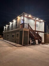 1042 Junell St in Houston, TX - Building Photo - Building Photo