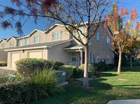 3317 Carver Rd in Modesto, CA - Building Photo