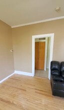 5-36 B 72 St in Queens, NY - Building Photo - Building Photo