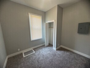 929 4th Ave in Rock Island, IL - Building Photo - Building Photo