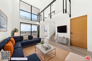 11013 Hartsook St in Los Angeles, CA - Building Photo