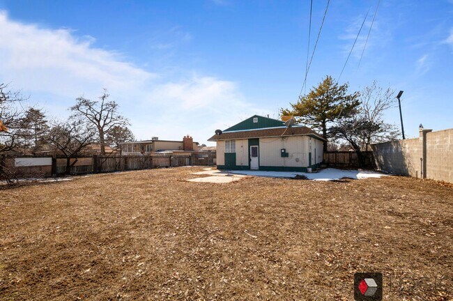 7817 Taft St in Midvale, UT - Foto de edificio - Building Photo