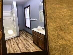 356 E Court St, Unit 1 in Richland Center, WI - Foto de edificio - Building Photo