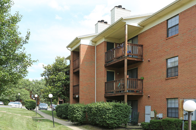 Allison Heights Apartment Community in Lexington, KY - Building Photo - Building Photo