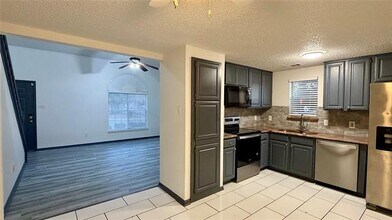 7101 Brookdale Ct in Watauga, TX - Building Photo - Building Photo