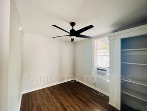 419 4th St N in St. Petersburg, FL - Building Photo - Building Photo