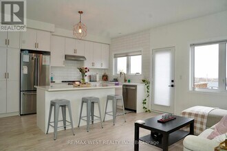 4067 Fracchioni Dr in Lincoln, ON - Building Photo - Building Photo