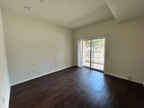 Berendo Terrace Apartment Homes in Los Angeles, CA - Building Photo - Building Photo