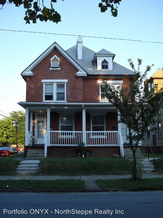 1444 Hunter Ave in Columbus, OH - Building Photo