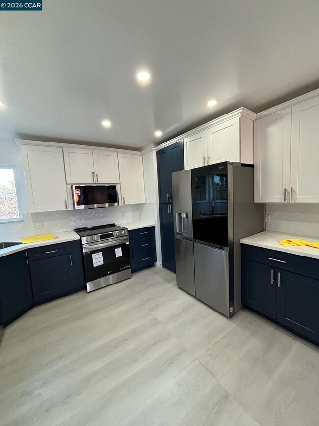 property at 4554 Lakeshore Dr