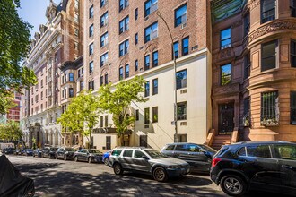 250 W 103rd St in New York, NY - Foto de edificio - Building Photo