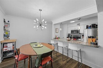 5927 E University Blvd in Dallas, TX - Building Photo - Building Photo