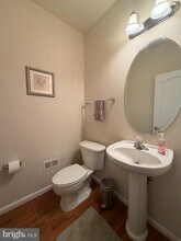 4587 Derring Ln in Fairfax, VA - Building Photo - Building Photo