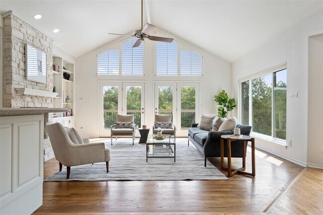 property at 4906 Bob Cat Run