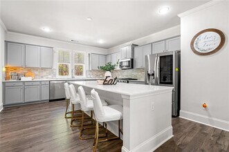 309 Vista Ln in Woodstock, GA - Building Photo - Building Photo