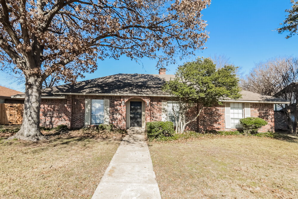 315 Meadowlark Ln in Duncanville, TX - Building Photo