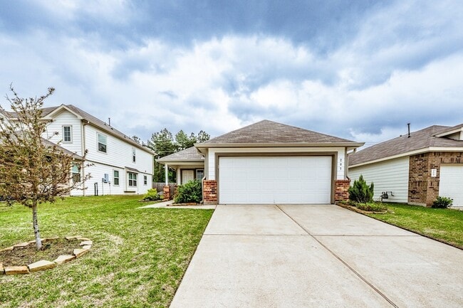 207 Black Bear Dr in Huntsville, TX - Building Photo - Building Photo