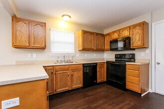 2534 Mingo Ln in Indianapolis, IN - Foto de edificio - Building Photo