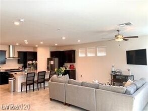 7337 Bedazzle St in North Las Vegas, NV - Building Photo - Building Photo