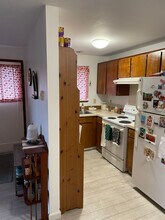 2415 Carlson Rd in Vancouver, WA - Foto de edificio - Building Photo