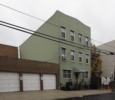 186 Frost St in Brooklyn, NY - Building Photo