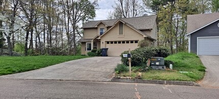 1401 Francis Station Dr in Knoxville, TN - Building Photo - Building Photo