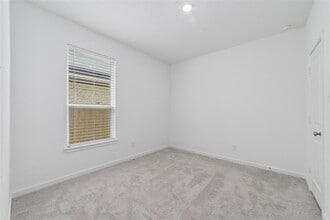 21650 Lampeter River Ln in Cypress, TX - Building Photo - Building Photo