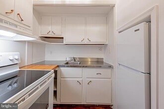 2908 Q St NW in Washington, DC - Building Photo - Building Photo