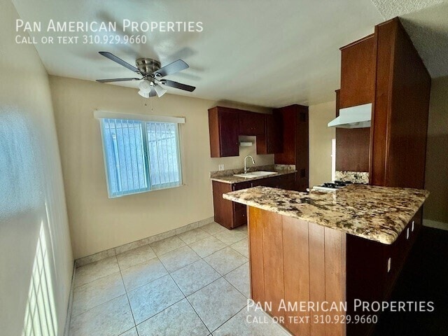 326 S Gerhart Ave in East Los Angeles, CA - Foto de edificio - Building Photo