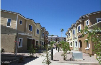 7323 E Belleview St in Scottsdale, AZ - Building Photo - Building Photo