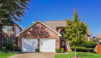 2216 Starleaf Pl in Flower Mound, TX - Building Photo