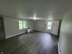 263-269 N Lehr Dr in Mooresville, IN - Building Photo - Building Photo